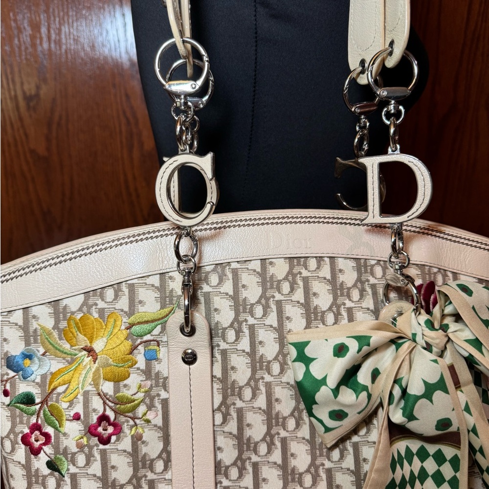 Vtg Authentic Christian Dior Troter Embroidered Diorissimo Canvas Tote Bag - Picture 12 of 16